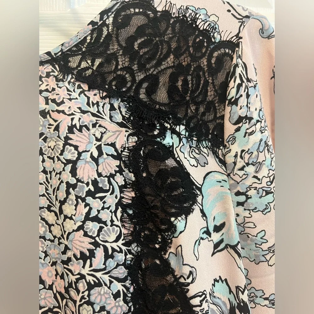 BCBGMaxAzria  Bryanne tunic purple floral  dress in Lilac/Black, size S - Picture 10 of 14